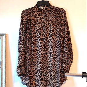 Medium H&M Leopard Print Button Down Tunic